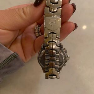 Woman’s tag diamond watch